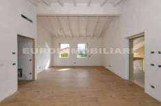 Foto Quadrilocale in vendita a Gussago