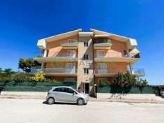 Foto Quadrilocale in vendita a Martinsicuro