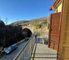 Foto Quadrilocale in vendita a Mignanego