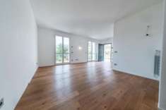 Foto Quadrilocale in vendita a Ospedaletti