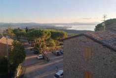 Foto Quadrilocale in vendita a Passignano sul Trasimeno