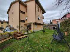 Foto Quadrilocale in vendita a Passignano sul Trasimeno