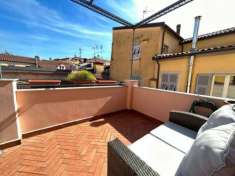Foto Quadrilocale in vendita a Sarzana