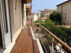 Foto Quadrilocale in vendita a Taggia