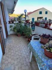 Foto Quadrilocale in vendita a Toirano