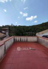 Foto Quadrilocale in Vendita in Via san martino a Itri