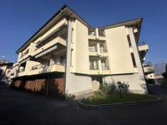 Foto RECENTE BILOCALE CON CANTINA BOX E POSTO AUTO A GARLATE