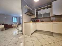 Foto Recente quadrilocale con box e cantina