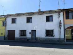 Foto Reggiolo vendesi villa a schiera 6 vani 179 Mq