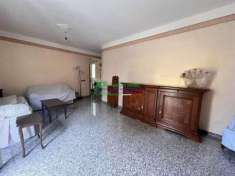 Foto Rif. 2523 - Appartamento in vendita, Comiso - ampia metratura e posizione centrale