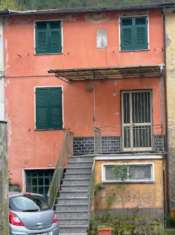 Foto Rif. 4226  Cicagna  Statale Pianezza  A pochi minuti da Chiavari  Villino a