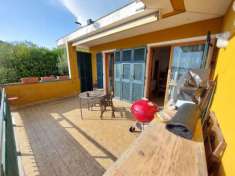 Foto Rif. 9093 � Rapallo-Zoagli � Attico in villa bifamigliare con VISTA MARE GIARDIN