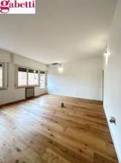 Foto Rif. S2605 - Siena centro � zona Antiporto - Restaurato con terrazza, balcone e