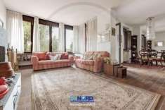 Foto RIF. VIL6257 - VILLANTERIO - Villa di 8 locali e tripli servizi, terrazzo, balconi, cantine e box. Giardino privato.