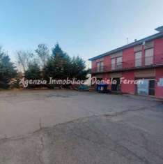 Foto RIF 196 Casa indipendente quadrifamiliare, situata a 800 metri sul s.l.m