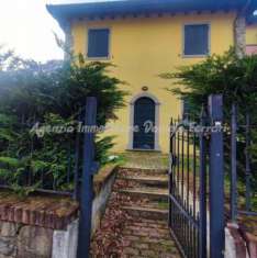 Foto RIF192, Villetta di Testa in Vendita affacciata sul monte Cimone e Corno alle sc