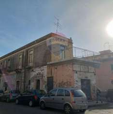 Foto Rif30721118-190 - Appartamento in Vendita a Catania - Cibali di 200 mq
