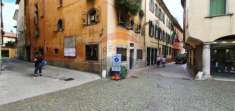 Foto Rif34621003-97 - Locale Commerciale in Vendita a Belluno - Centro storico di 135 mq
