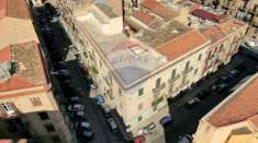 Foto Rif40791002-68 - Casa indipendente in Vendita a Palermo - Universit  di 1670 mq