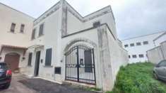 Foto RIFINITO � IN CENTRO � VICINO LECCE