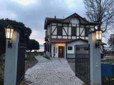 Foto Ristorante Bar fronte lago attivit