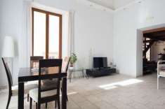 Foto Riviera di Chiaia In palazzo del 700 appartamento bilivelli