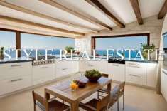 Foto Riviera Dionisio Indipendente e garage sul Mare