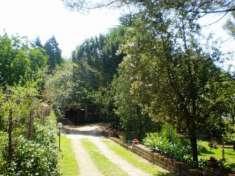 Foto Rocca Massima - Vendesi abitazione indipendente con giardino, posta su un terreno di circa 3500 mq.