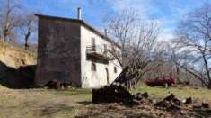Foto Roccamonfina vendesi terreno commerciale 100000 Mq