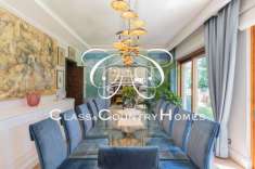 Foto Roma Casal Lumbroso: Prestigiosa Villa di 400 mq in Contesto Esclusivo