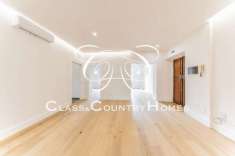 Foto Roma Monti: 70 mq Ristrutturati a Nuovo con Ascensore