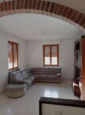 Foto Rosia - Sovicille (SI) vendesi appartamento quadrilocale con garage