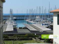 Foto Rosignano Solvay - Rif. R1108. 50 mt dal mare. In quadrifamiliare, con vista mare, appartamento piano primo composto da soggiorno con balcone, cucinot
