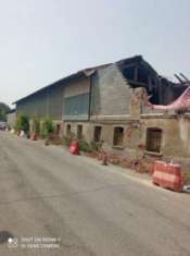 Foto Rustico / Casale di 1000 m con pi� di 5 locali in vendita a Milano