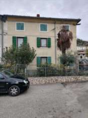 Foto Rustico / Casale di 180 m con 5 locali in vendita a Cazzano di Tramigna