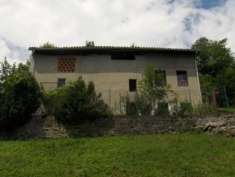Foto Rustico / Casale di 180 m con 5 locali in vendita a Sagliano Micca
