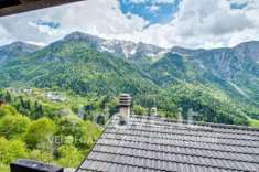 Foto Rustico / Casale di 200 m con pi di 5 locali in vendita a Roncobello