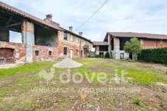 Foto Rustico / Casale di 203 m con pi di 5 locali in vendita a Garlasco [rif. DV-9477-1]