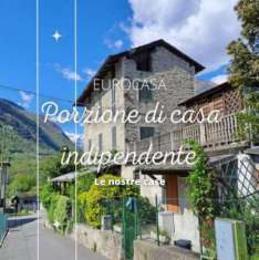 Foto Rustico / Casale di 208 m con 5 locali in vendita a Sondrio