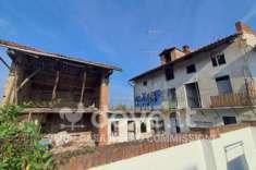 Foto Rustico / Casale di 250 m con 4 locali in vendita a Verrua Savoia
