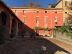Foto Rustico / Casale di 400 m con pi di 5 locali in vendita a Tortona
