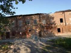Foto Rustico / Casale di 400 m in vendita a Carpi