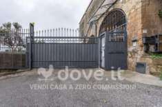 Foto Rustico / Casale di 437 m con pi di 5 locali e posto auto in vendita a Marano di Napoli [rif. DV-5892]