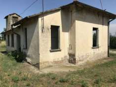 Foto Rustico / Casale di 80 m con 3 locali e box auto in vendita a Soliera