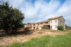 Foto Rustico / Casale di 920 m con pi di 5 locali in vendita a Venezia