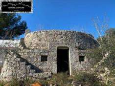 Foto Rustico casale in Vendita, 1 Locale, 33 mq (OSTUNI)