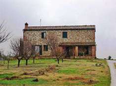 Foto Rustico casale in Vendita, 1 Locale, 360 mq (ASCIANO)
