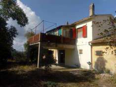 Foto Rustico casale in Vendita, pi di 6 Locali, 1 Camera, 285 mq (SC