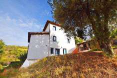 Foto Rustico casale in Vendita, pi di 6 Locali, 4 Camere, 195 mq (GR