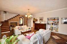 Foto Rustico casale in Vendita, pi di 6 Locali, 4 Camere, 200 mq (PI